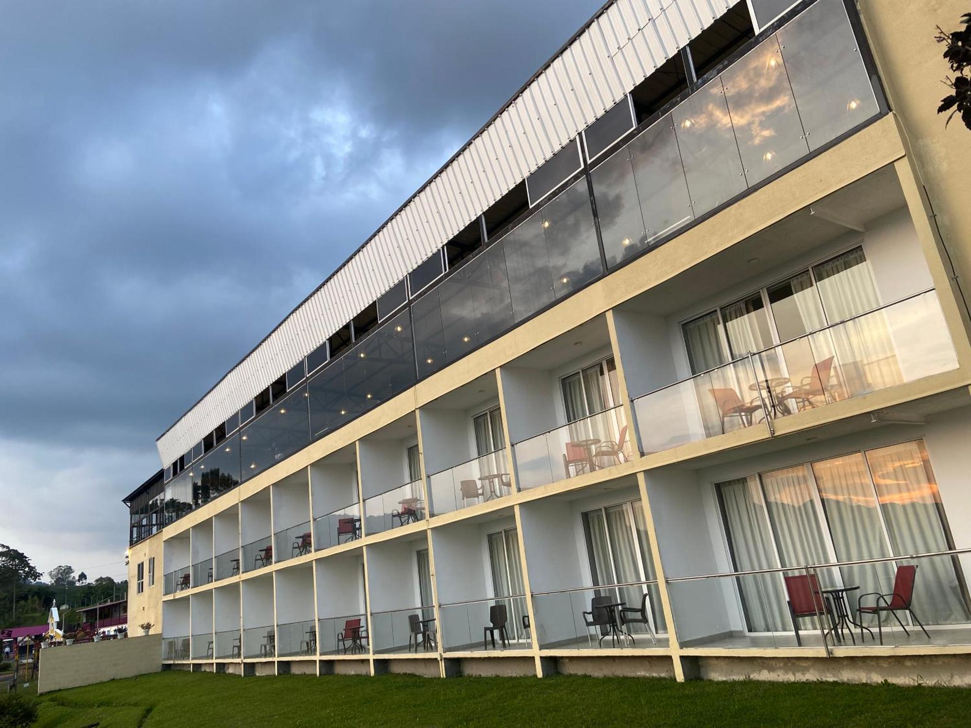 Hotel Entre Lomas Santa Rosa de Cabal Kültér fotó